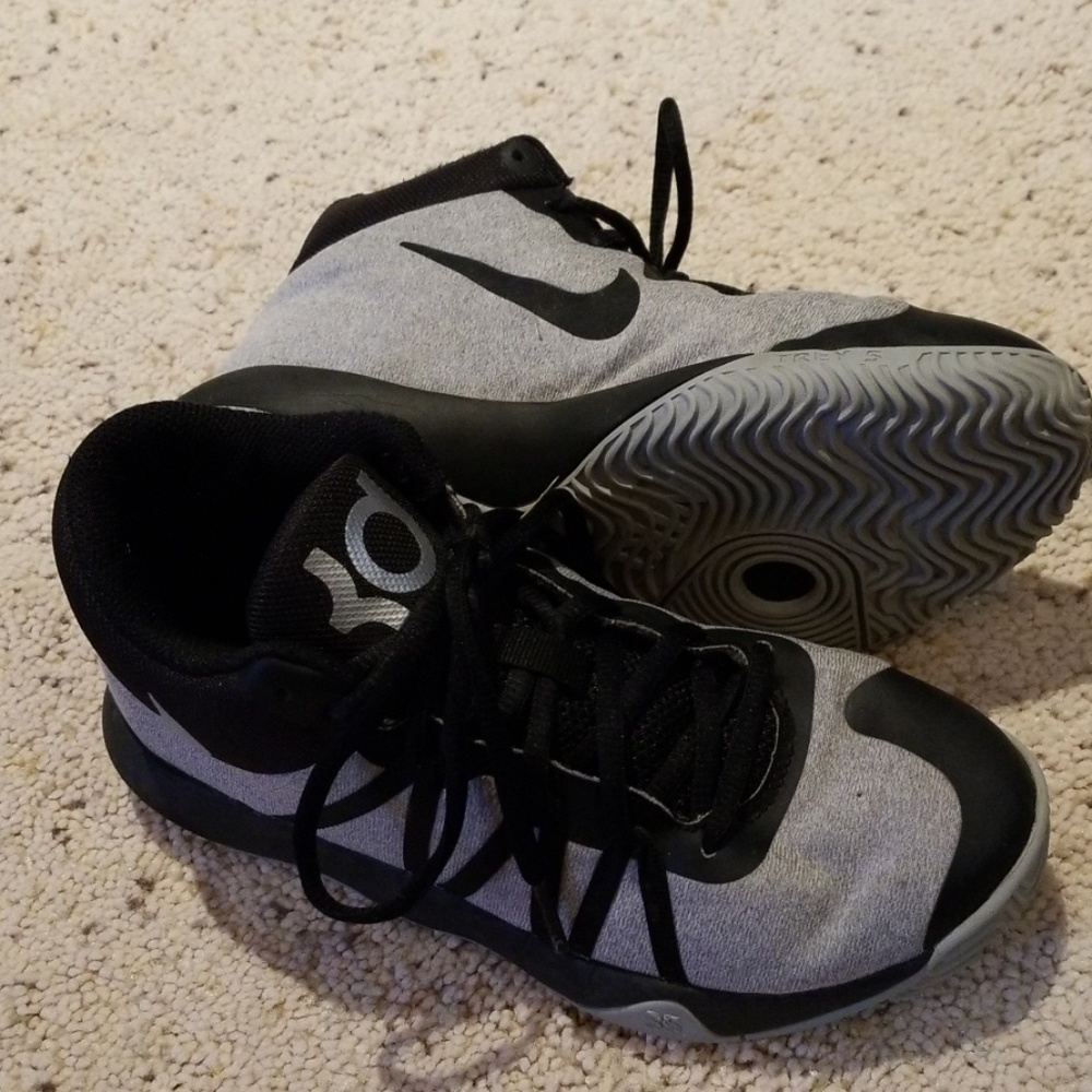 Boys Nike KD Basketball Shoes
